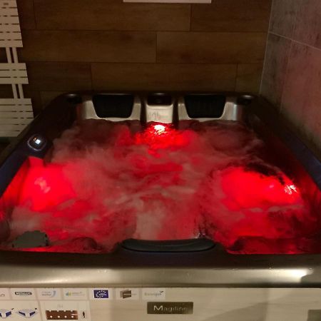 蒙特利马尔 2 A 2酒店 外观 照片